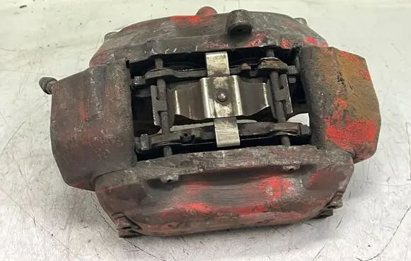 Mercedes-Benz E W211 Front brake caliper