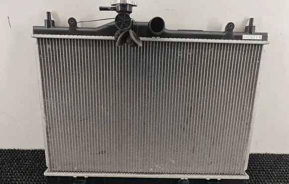 Nissan Tiida C12 Coolant radiator 