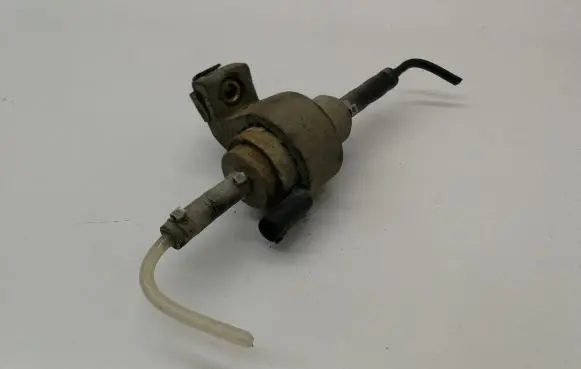 Volkswagen Caddy Webasto auxiliary heater fuel pump TM8860