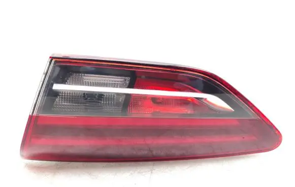 Opel Insignia B Tailgate rear/tail lights 39108786