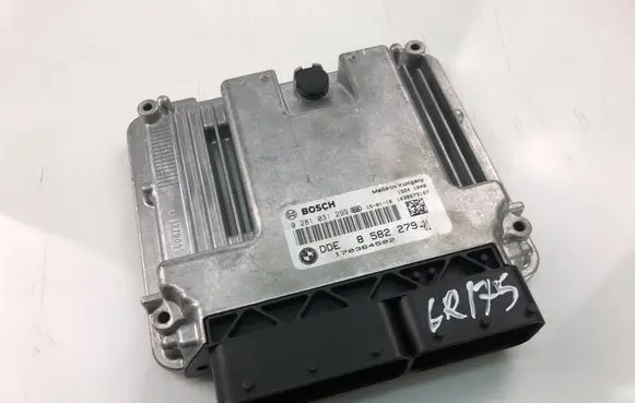 BMW 3 F30 F35 F31 Engine control unit/module ECU 8582279 0281031299