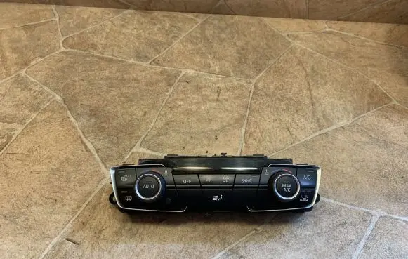 Interior fan control switch