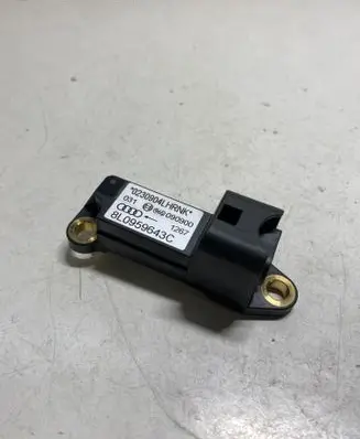 Audi A3 S3 8L Airbag deployment crash/impact sensor 8L0959643C 0230904LRNK 090900