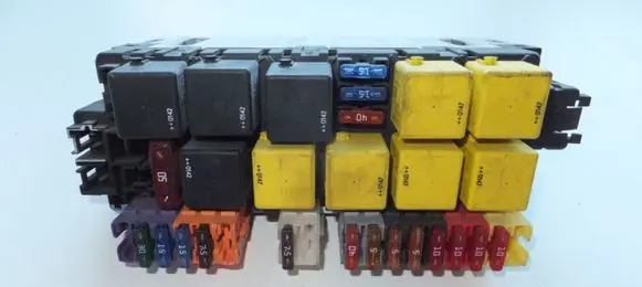 Mercedes-Benz CL C215 Fuse module 0295450432 A0295450432 05045114