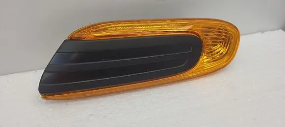 BMW 4 F32 F33 Front fender indicator light 7298345 63137298345