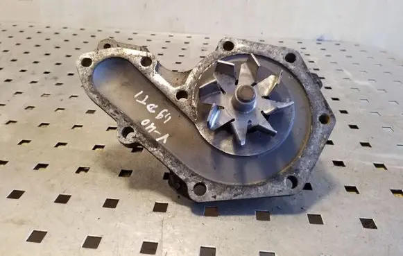 Volvo S40, V40 Water pump 7700101096