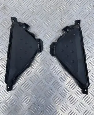 Toyota Prius (XW50) Front tow hook cap/cover 52112-47060