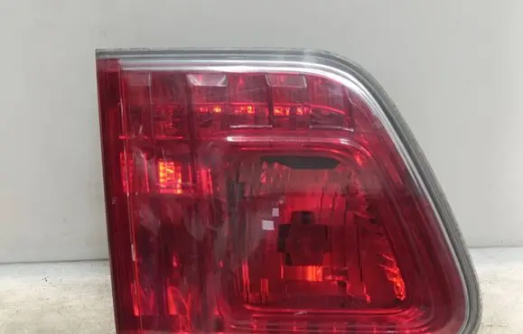 Toyota Avensis T270 Rear/tail lights 8159005110