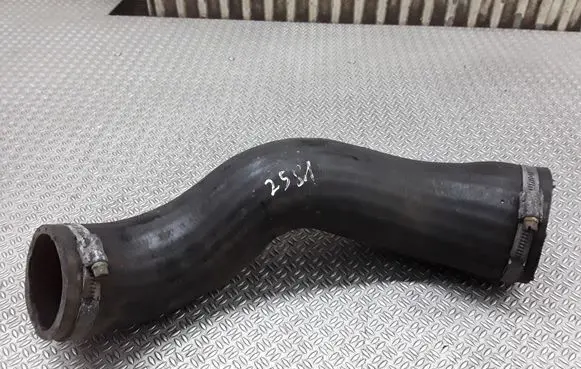 Volvo V70 Intercooler hose/pipe
