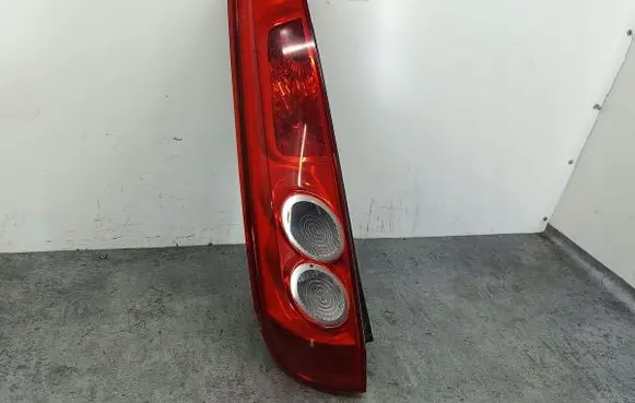 Ford Fiesta Rear/tail lights 6S6113405BF