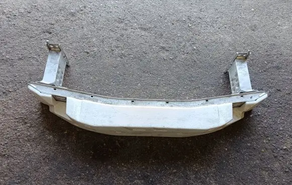 Front bumper cross member