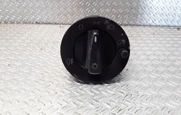 Light switch