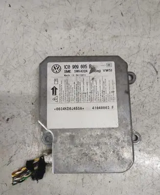 Volkswagen PASSAT B5.5 Airbag control unit/module 1C0909605B