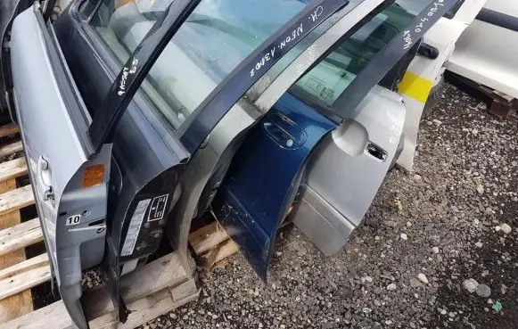 KIA Shuma Front door