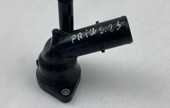Toyota Prius xw60 Thermostat housing 