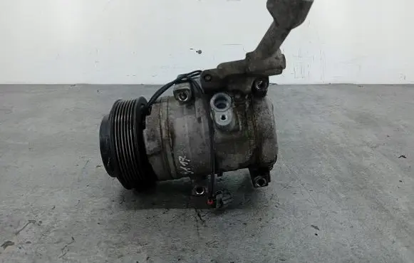 Honda FR-V Air conditioning (A/C) compressor (pump) KTT095028