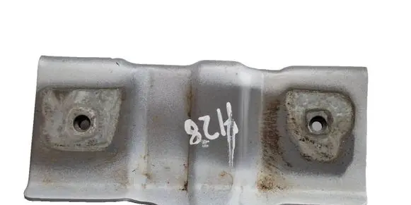 Renault Clio V Fender mounting bracket 663514389R