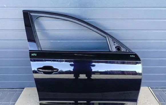 Audi A8 S8 D4 4H Front door 4H0831052B