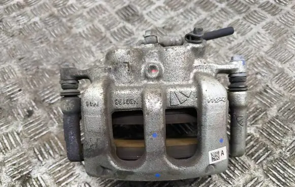 Toyota C-HR II Front brake caliper N30209D