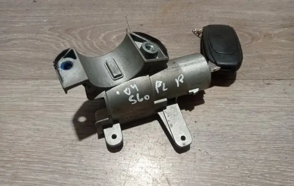 Volvo S60 Ignition lock 8626324