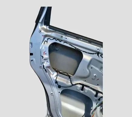 Citroen C-Crosser Rear door