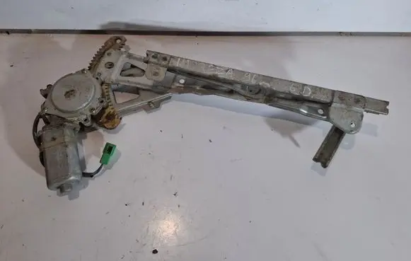 Subaru Impreza I Rear door window regulator with motor