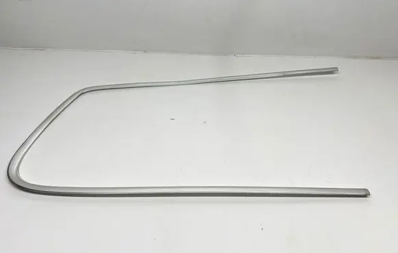 Volkswagen Golf V Rear side glass trim 3C9853346