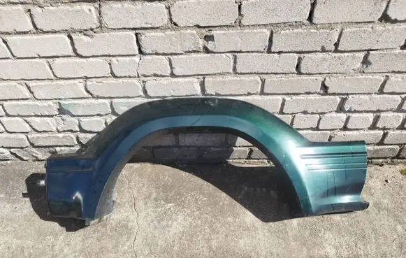 Toyota Land Cruiser (J100) Rear arch trim 1560560030 T10T60P