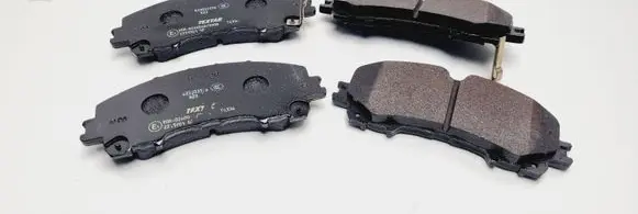 Nissan X-Trail T32 Brake pads (front) 2211701