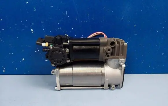 BMW 5 F10 F11 Air suspension compressor/pump 37206789450 37206864215 37206794465