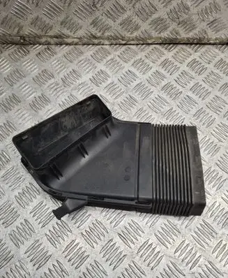 Audi A4 S4 B7 8E 8H Air intake duct part 8E0129617D