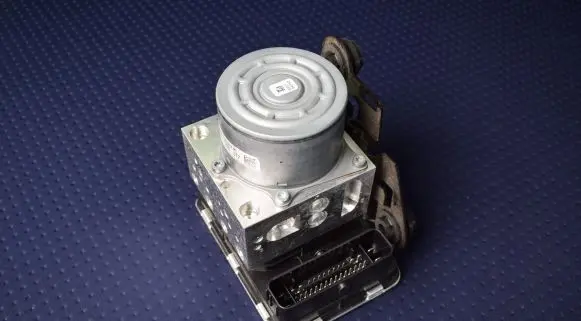 Volkswagen PASSAT B8 ABS Pump 3Q0907379H