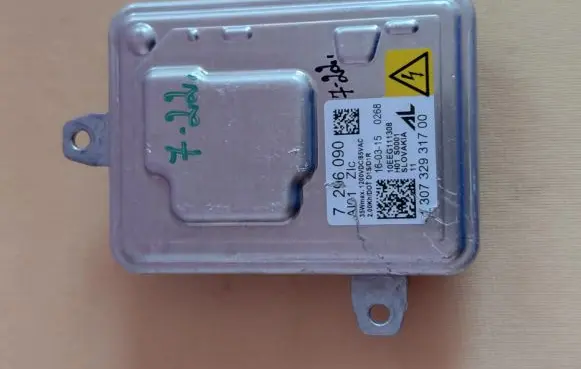 BMW 3 F30 F35 F31 Xenon control unit/module 7296090 63127296090