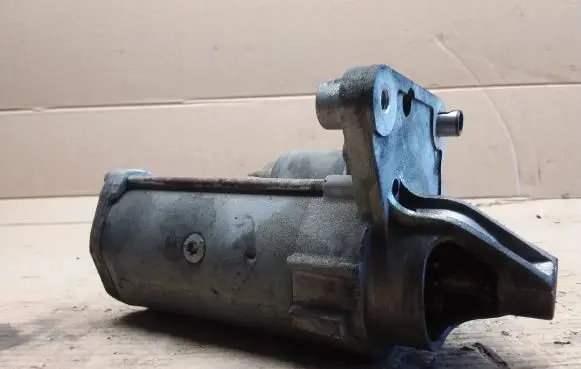 Peugeot 207 Starter motor TS22E26 9662854180