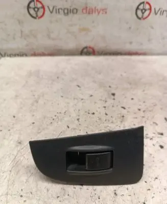 Toyota Avensis T250 Electric window control switch 7423105140