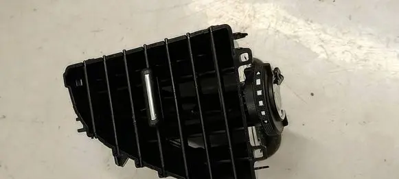 Seat Ateca Dash center air vent grill 577820951