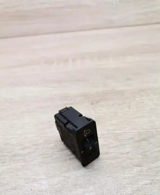 BMW 5 E39 Light switch 8360460