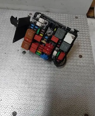 Peugeot 508 Fuse module 9804848580 9807972380