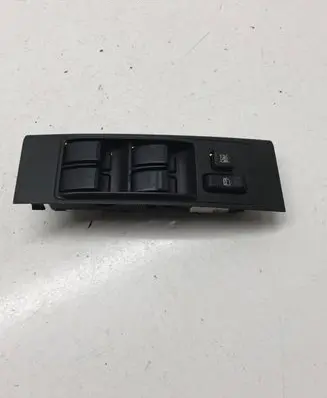 Toyota Corolla Verso AR10 Electric window control switch 848200F010 37074C29808