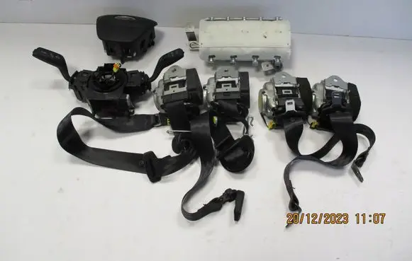 Ford Puma Steering wheel airbag 