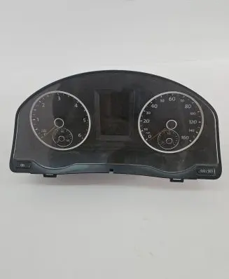 Volkswagen Tiguan Speedometer (instrument cluster) 5N0920972A 1073922380 VD104806
