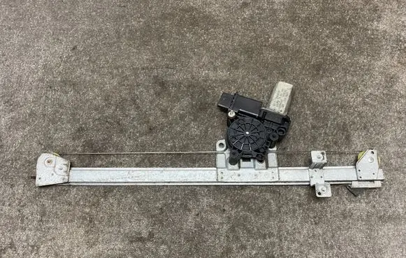 Fiat Ducato Front door window regulator with motor 73001003 1060280