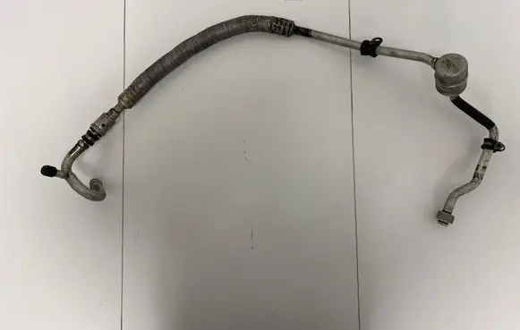 Volkswagen Polo III 6N 6N2 6NF Air conditioning (A/C) pipe/hose 6X1820743F 6X1820744A