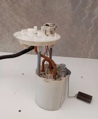 Opel Insignia B In-tank fuel pump 13575140