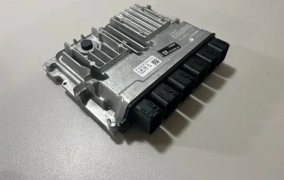 BMW X4 G02 Engine control unit/module 5A8F928