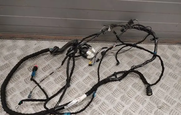Tesla Model S Tailgate/trunk wiring harness 100442800