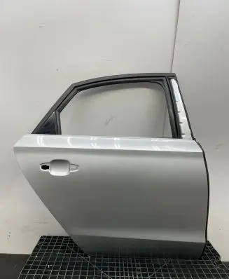 Audi A8 S8 D4 4H Rear door 4H0833052C