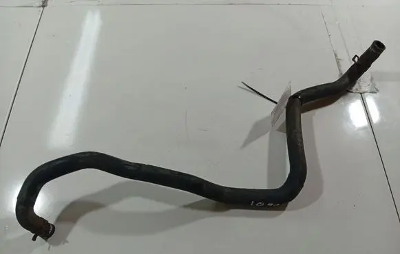 Nissan Primera Engine coolant pipe/hose 