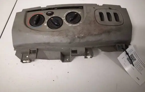 Renault Trafic II (X83) Climate control unit 8200004605