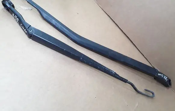 Nissan Primera Front wiper blade arm 80008637 80008647